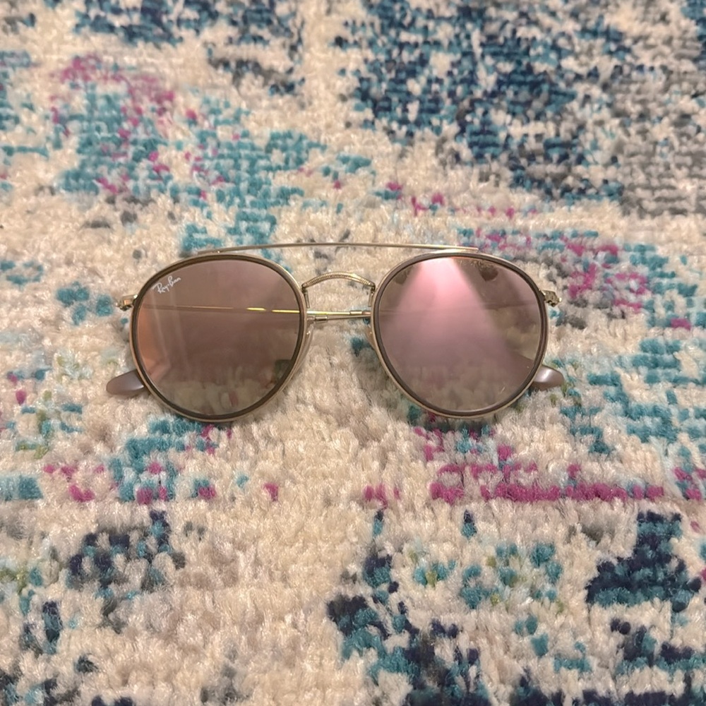 Round double bridge Raybans
Well loved but well taken care of!